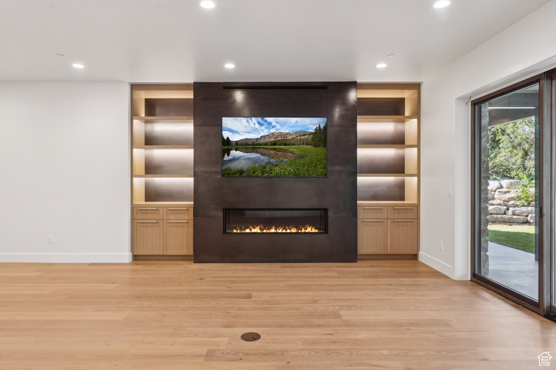 THE OAKS - Residential