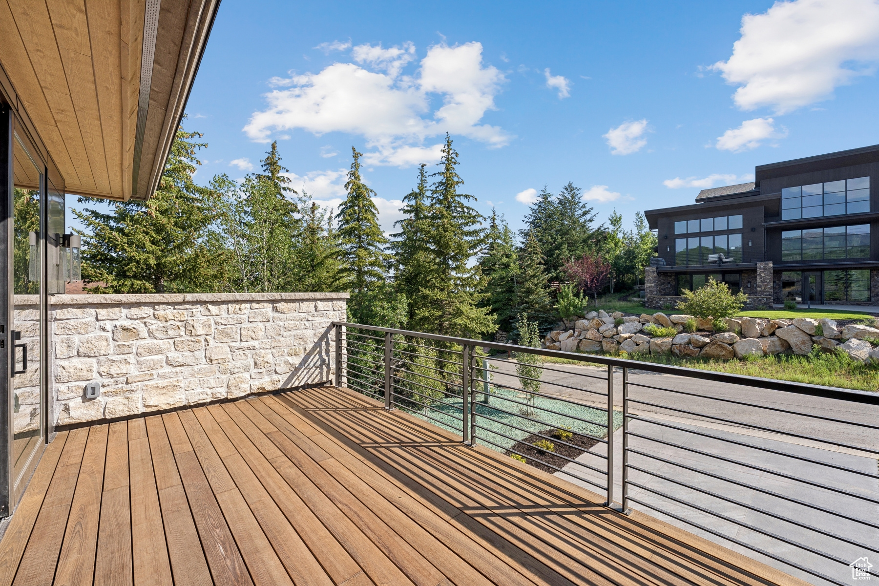 THE OAKS - Residential