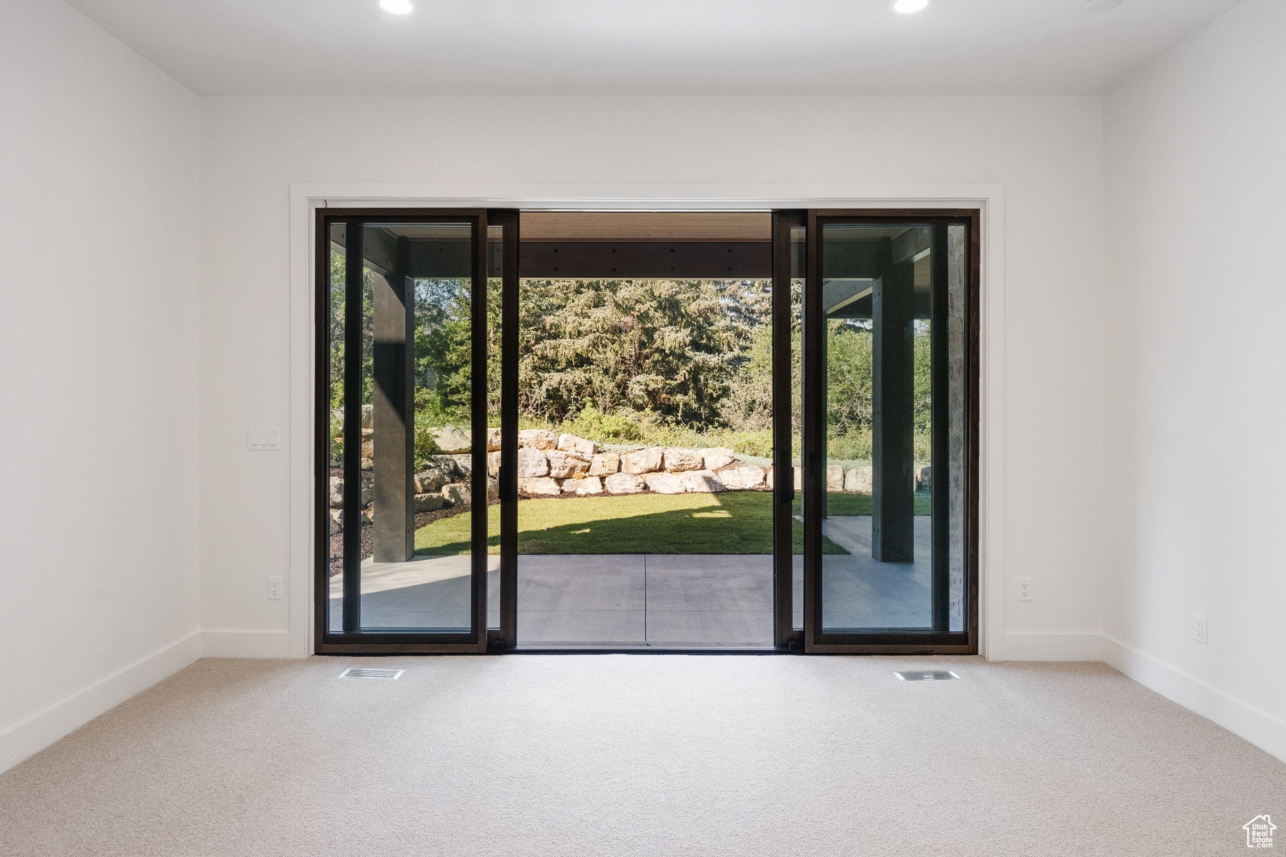 THE OAKS - Residential