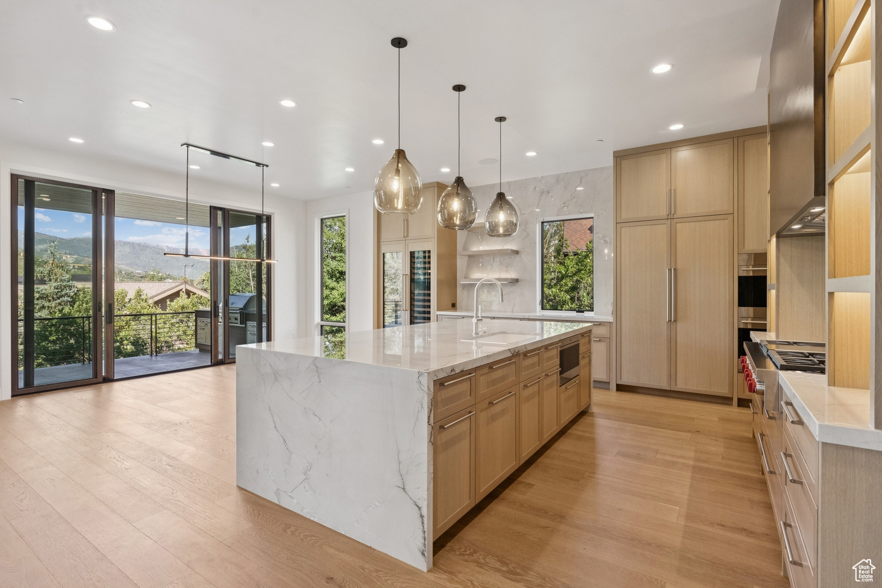 THE OAKS - Residential