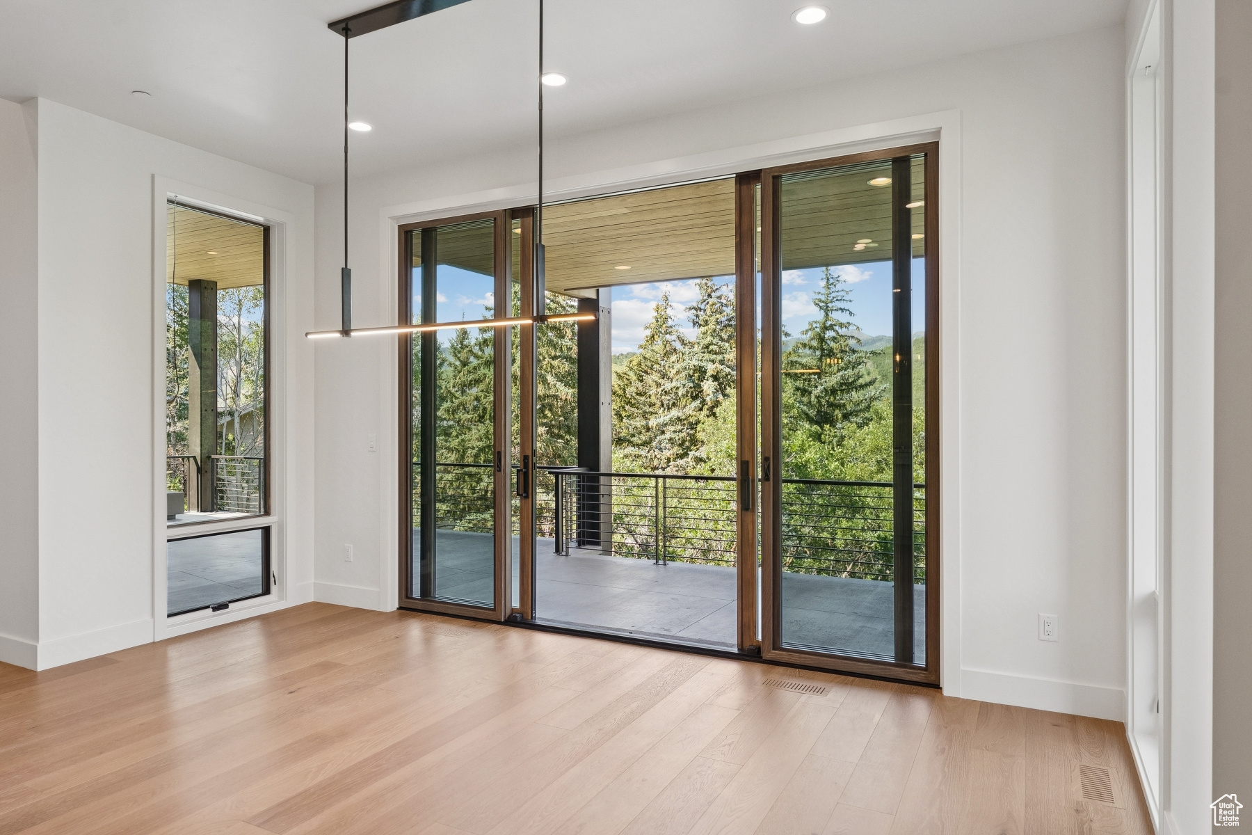 THE OAKS - Residential
