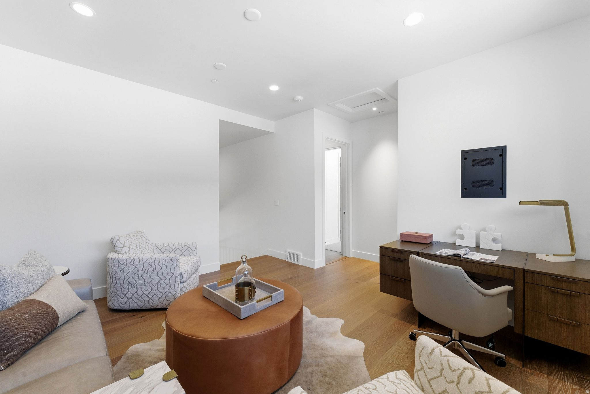 THE OAKS - Residential