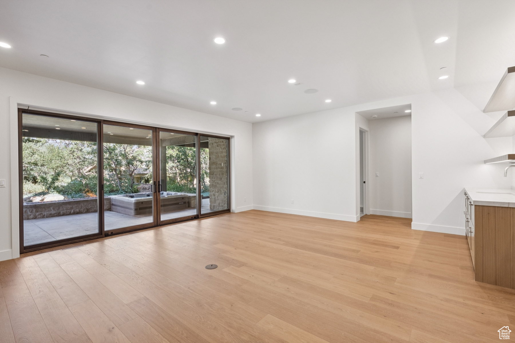 THE OAKS - Residential