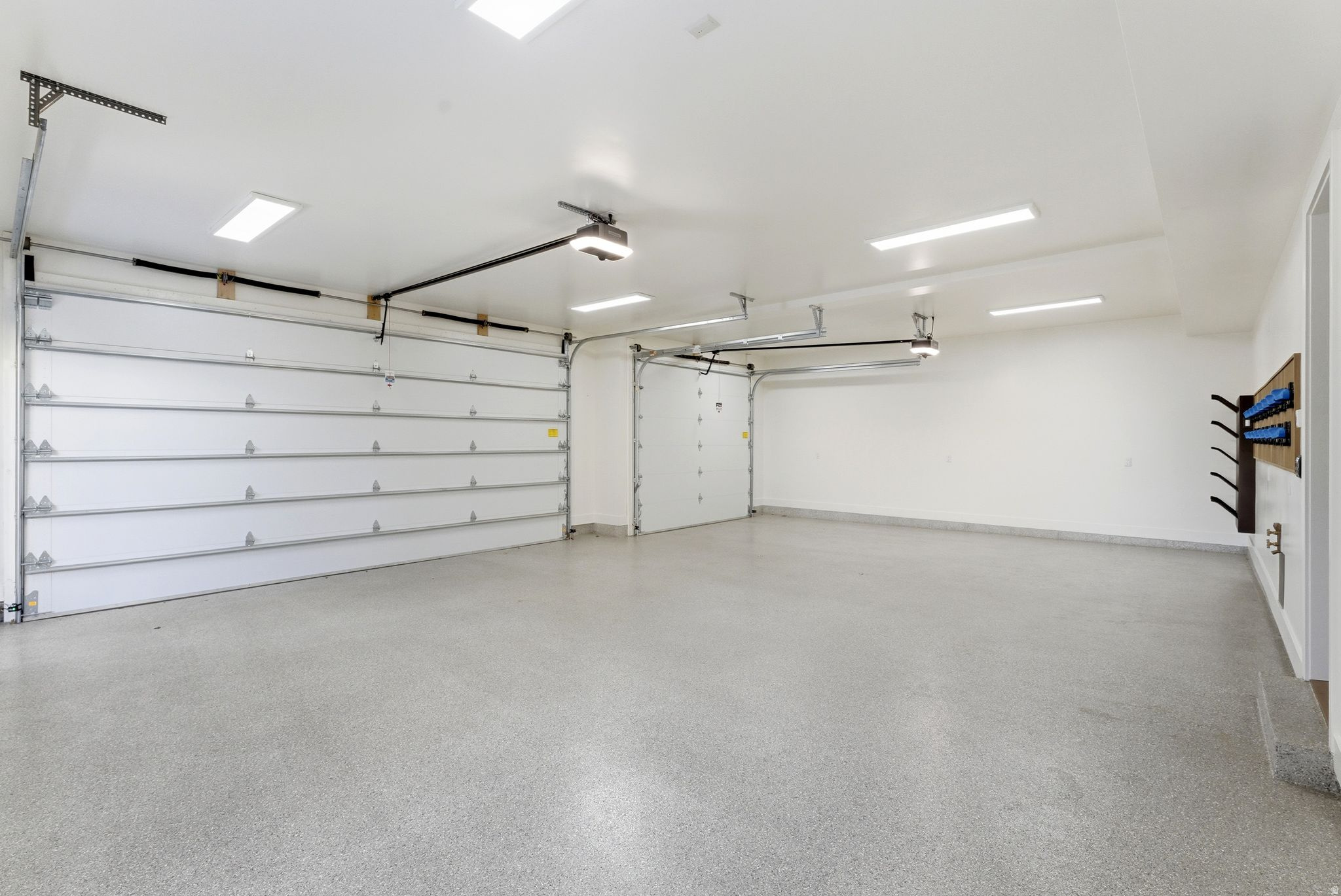 THE OAKS - Residential