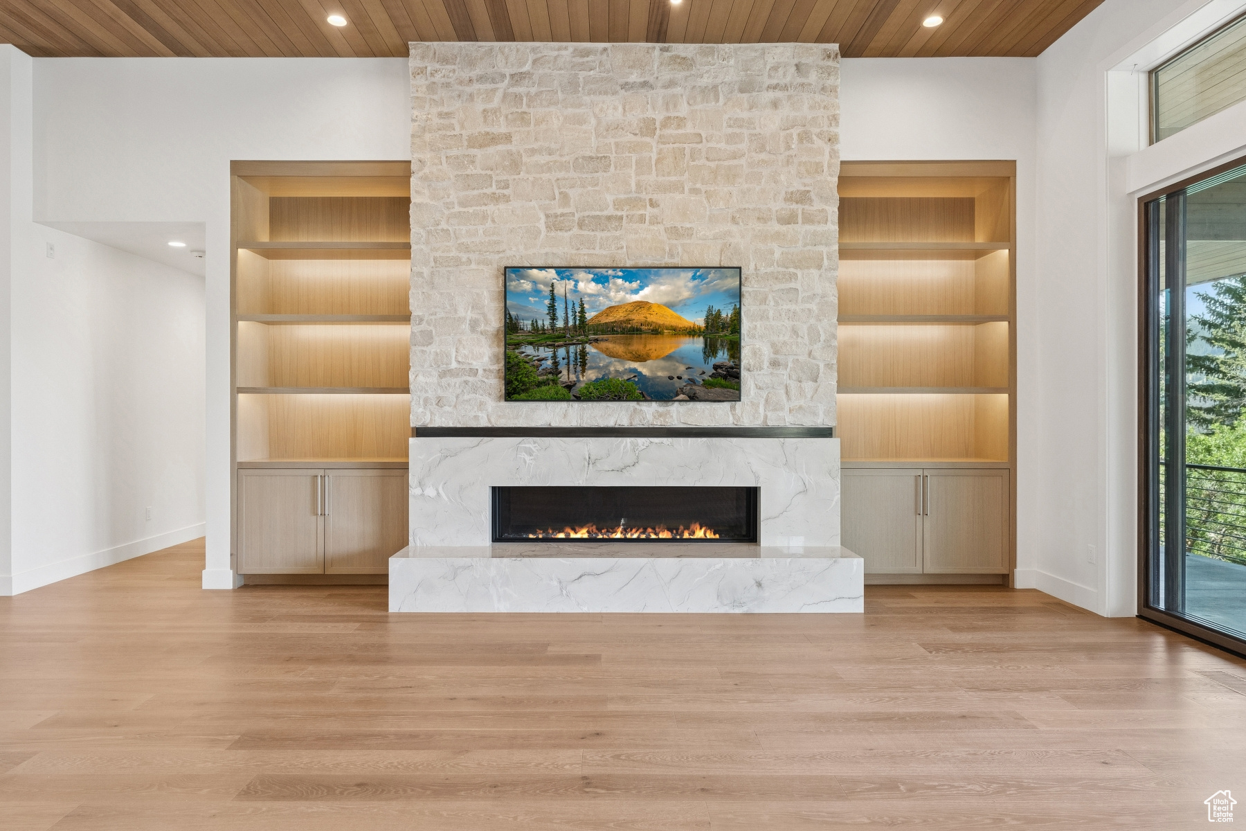 THE OAKS - Residential