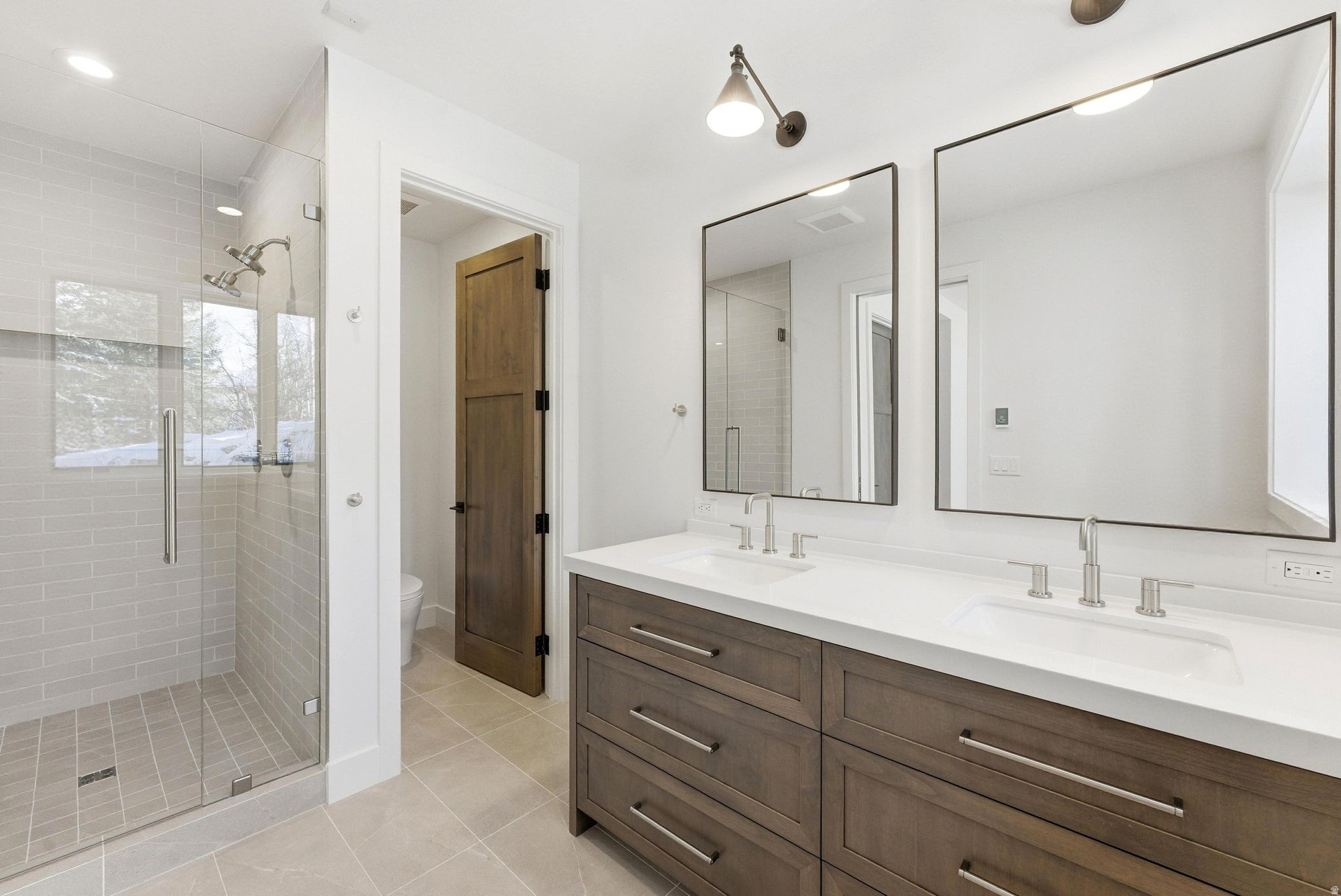 THE OAKS - Residential