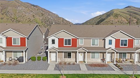 Photo of 376 S 1580 E, Hyrum, UT 84319 (MLS # 2152834)