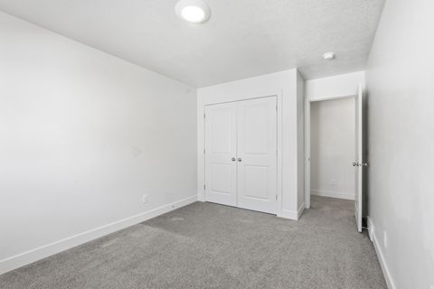 Tiny photo for 376 S 1580 E, Hyrum, UT 84319 (MLS # 2152834)