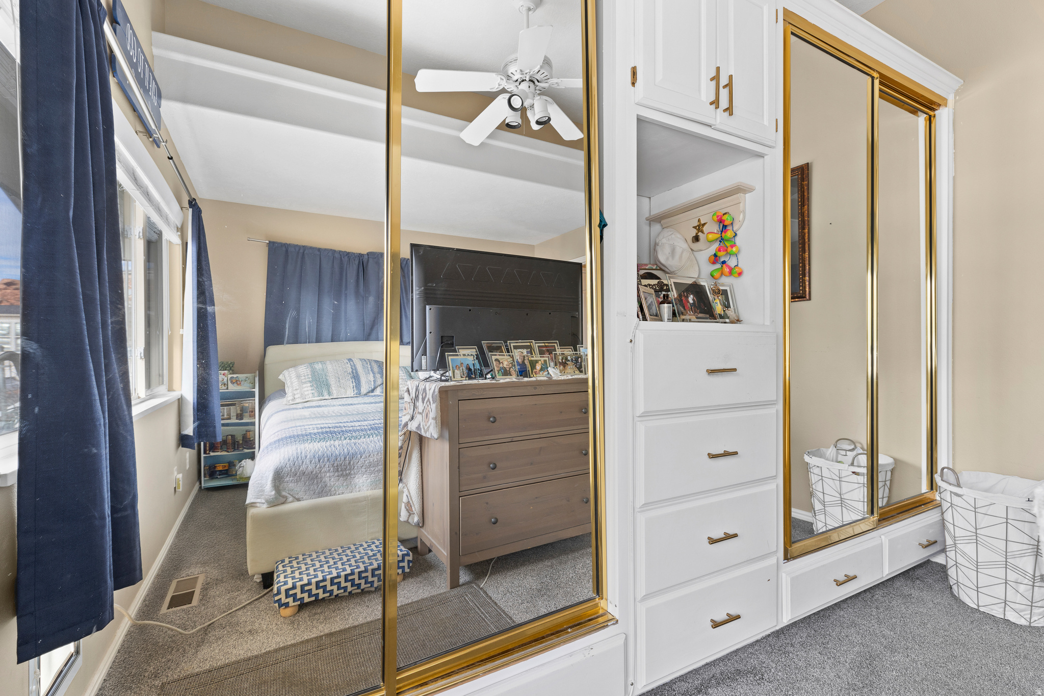 CANYON BREEZE RV RESORT - Residential