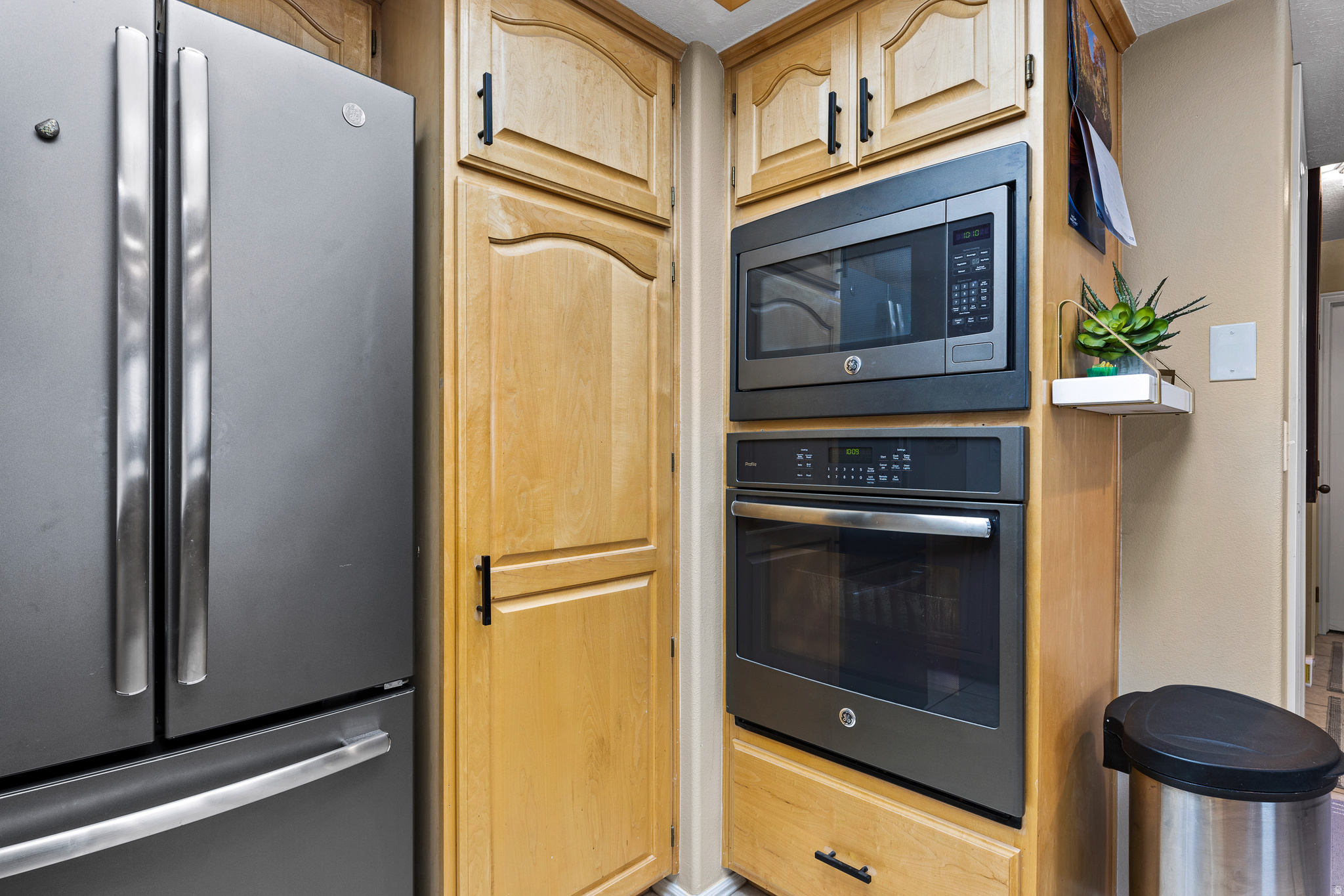 CANYON BREEZE RV RESORT - Residential