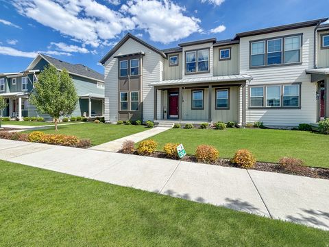 Photo of 5369 W BIG SUR DR S, South Jordan, UT 84009 (MLS # 2158071)