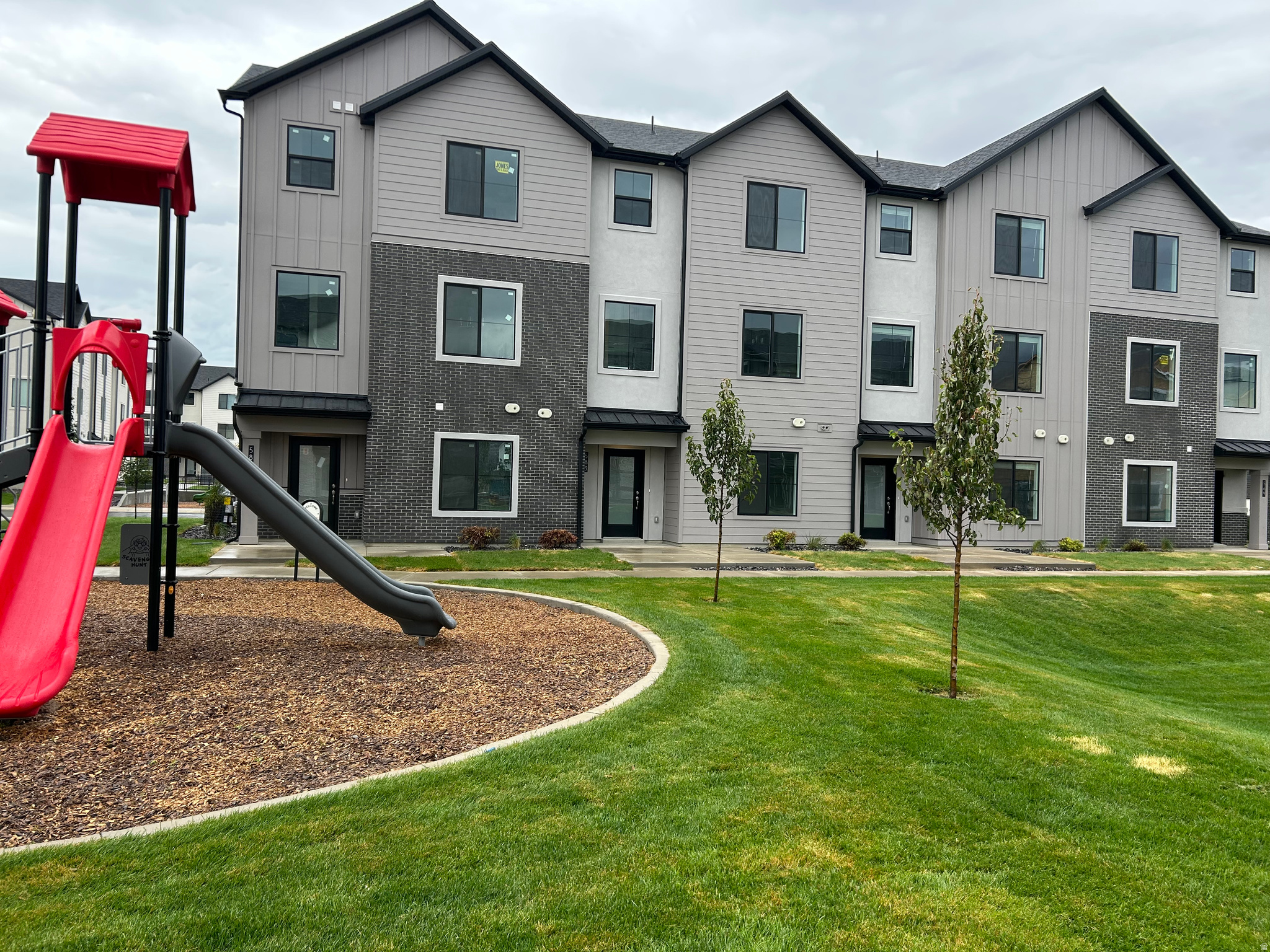 HIATT CREEK - Residential