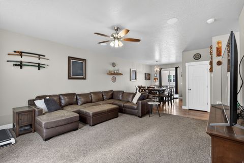 Tiny photo for 903 S 2580 E, Spanish Fork, UT 84660 (MLS # 2153226)