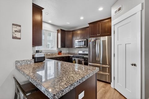 Tiny photo for 903 S 2580 E, Spanish Fork, UT 84660 (MLS # 2153226)