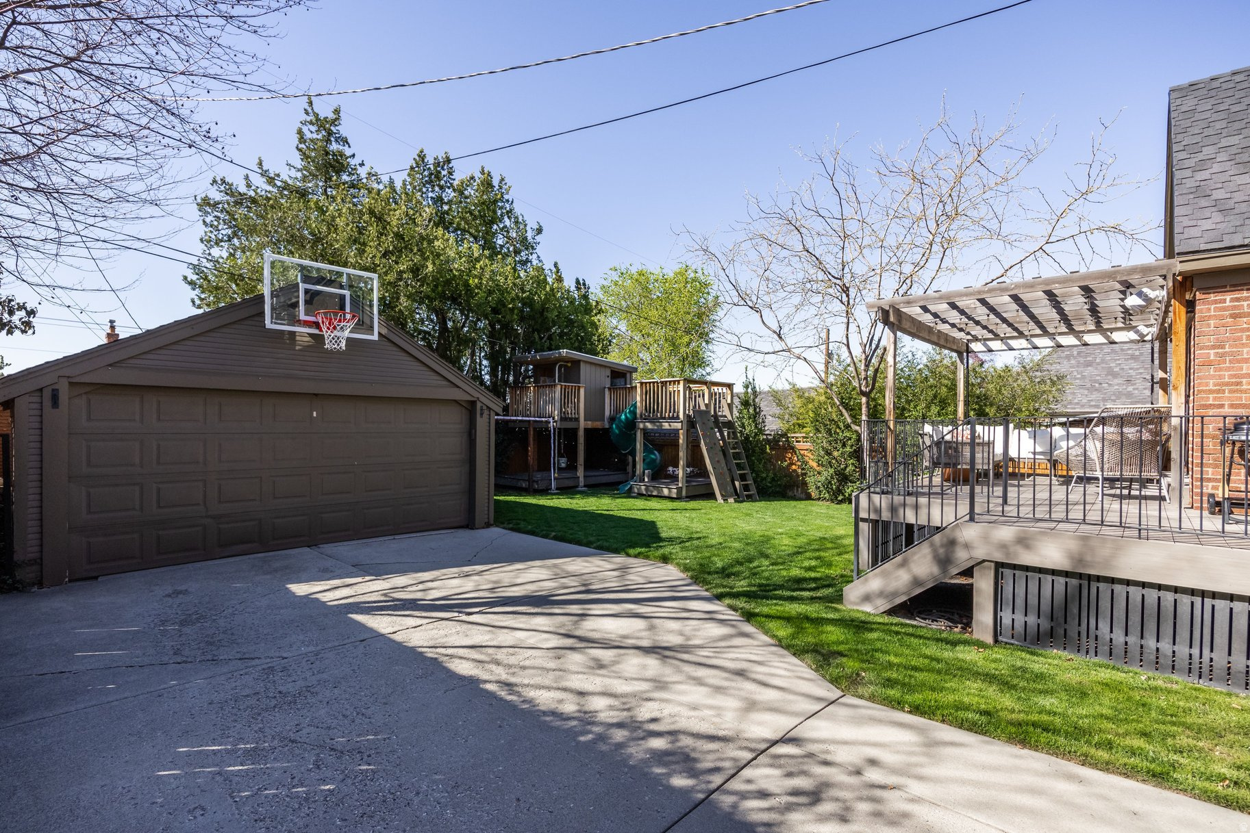 UINTAH HEIGHTS - Residential