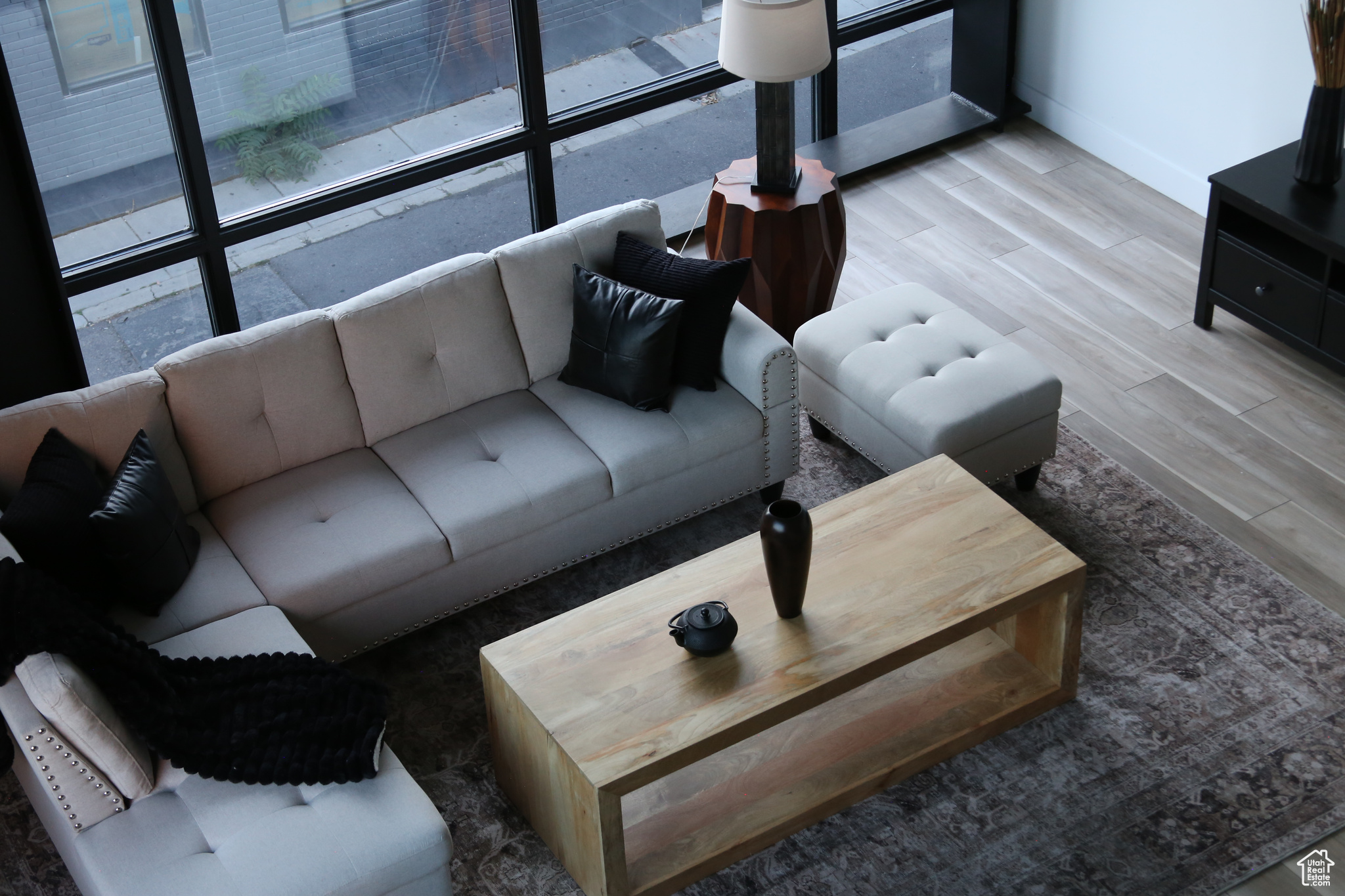THE WARHOL LOFTS - Residential