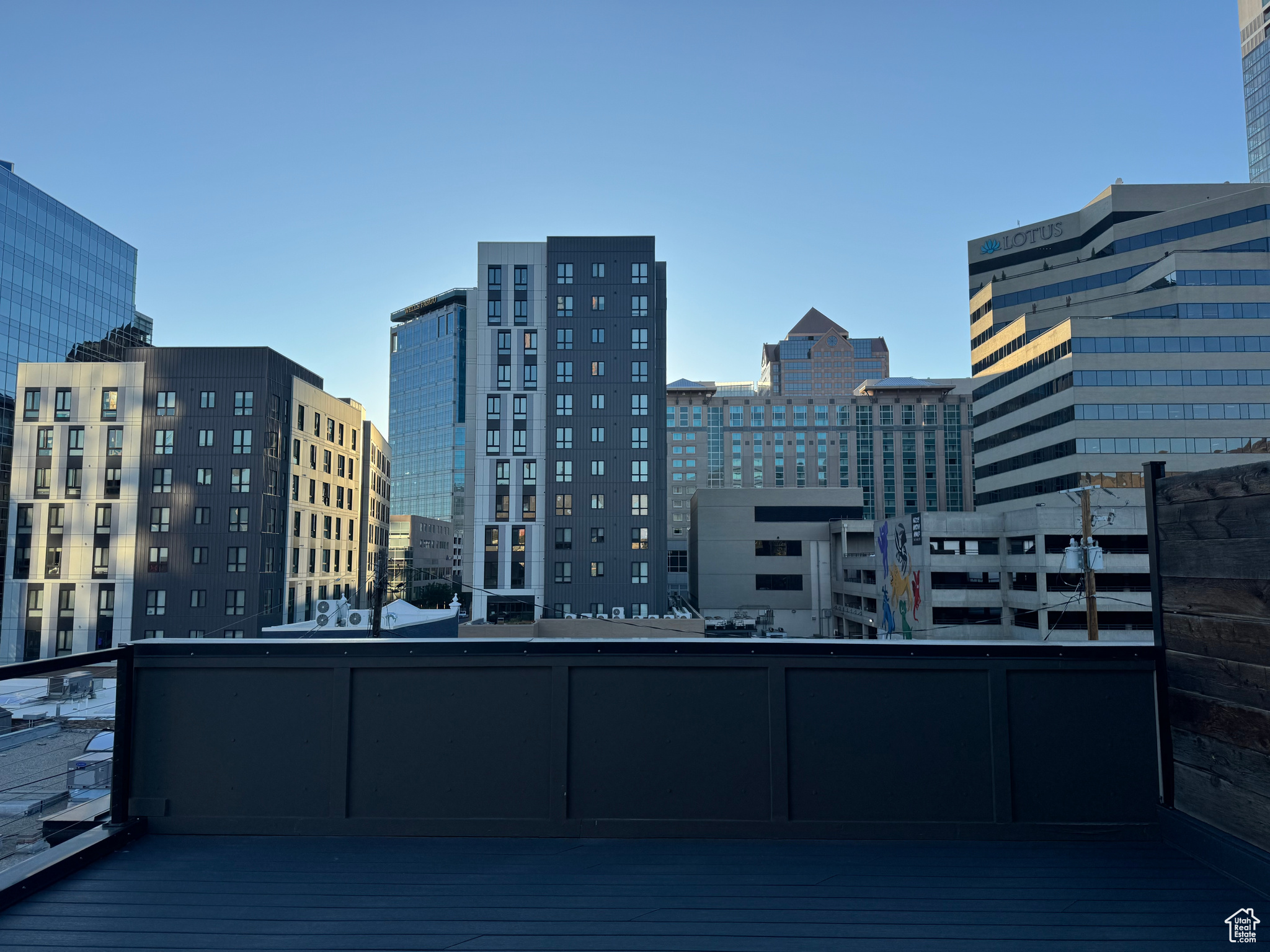 THE WARHOL LOFTS - Residential