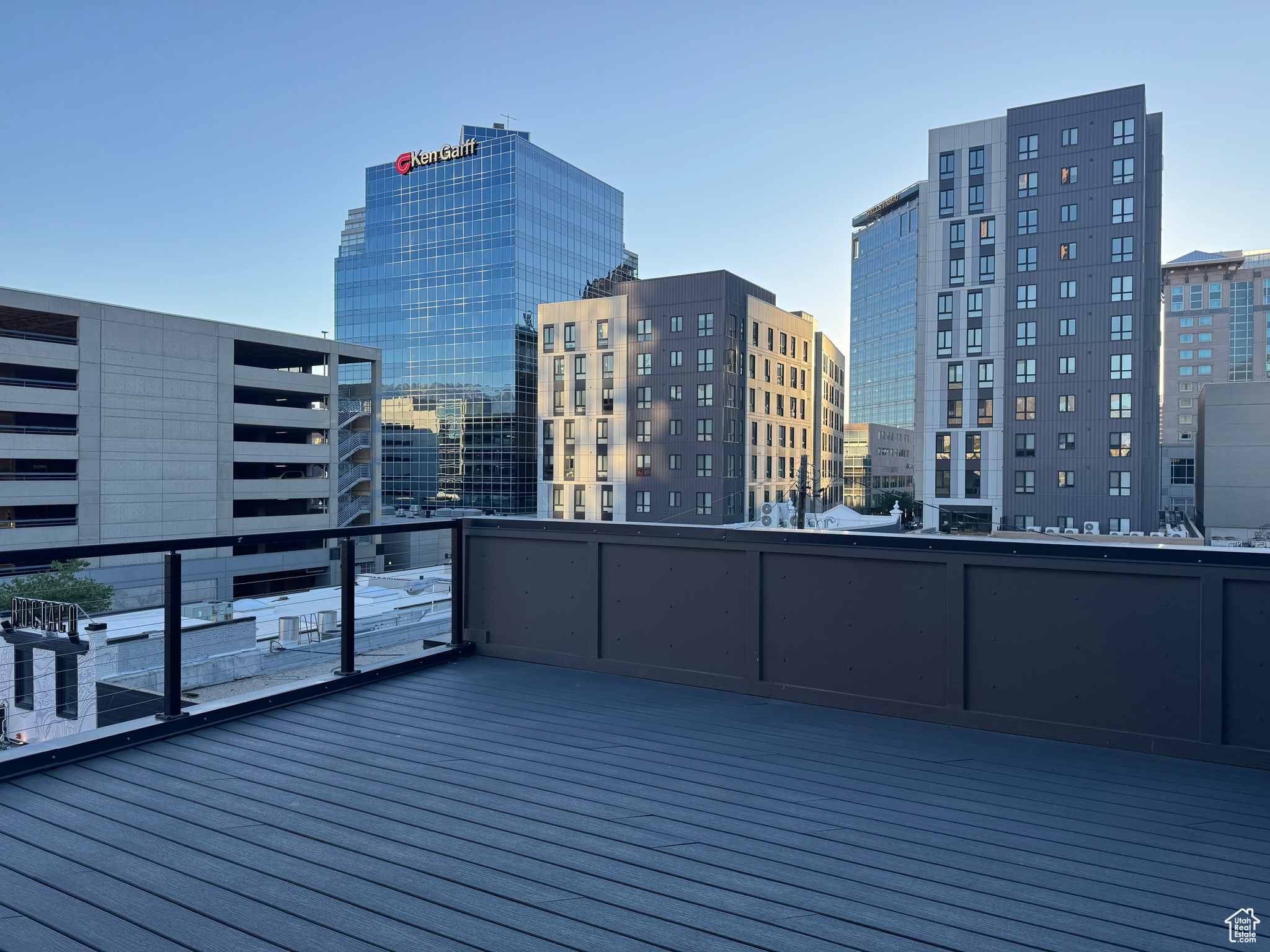 THE WARHOL LOFTS - Residential