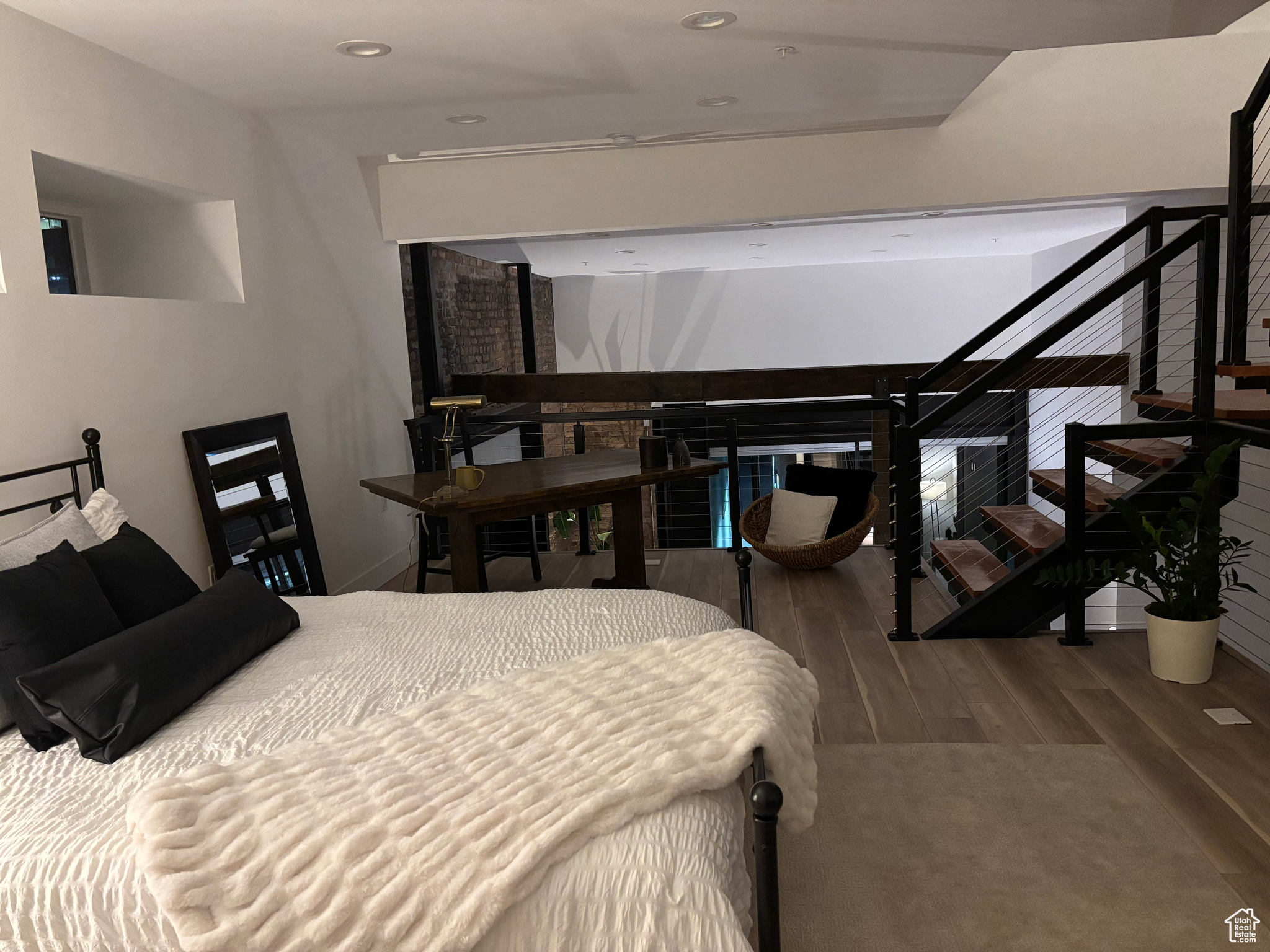 THE WARHOL LOFTS - Residential