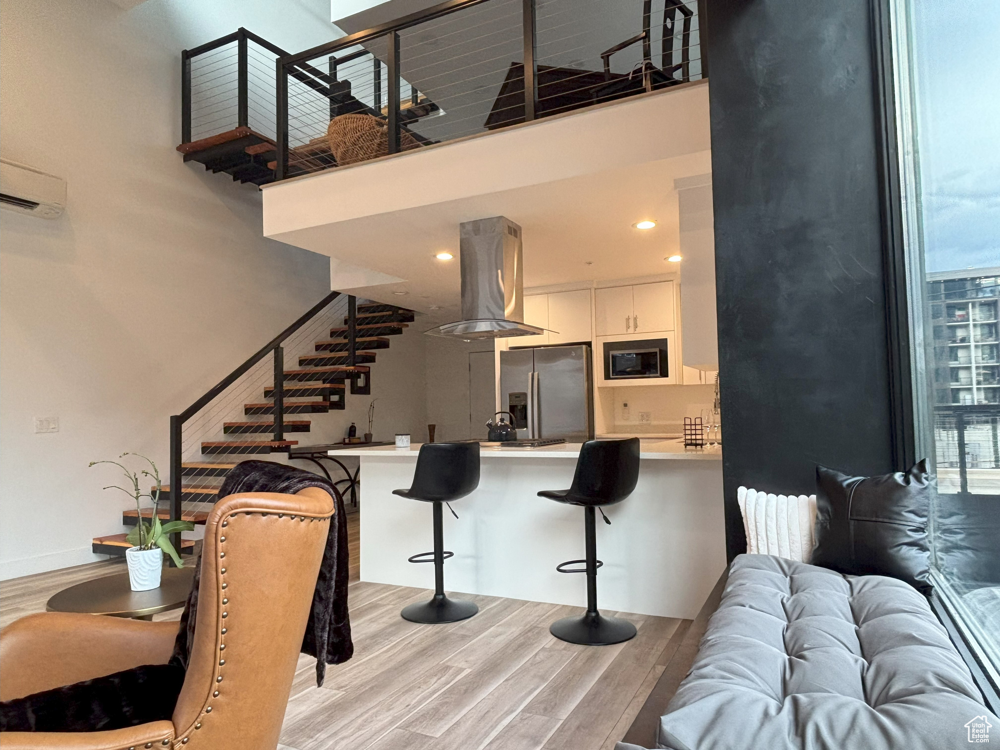 THE WARHOL LOFTS - Residential