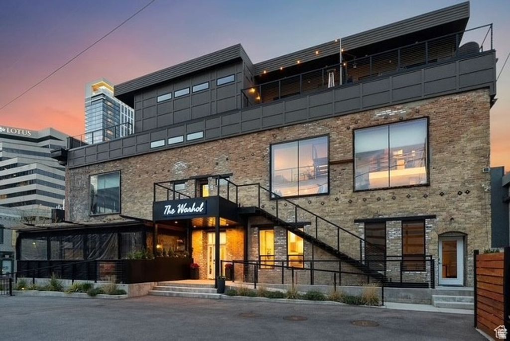 Photo of 231 S EDISON ST E #7, Salt Lake City, UT 84111 (MLS # 2115524)