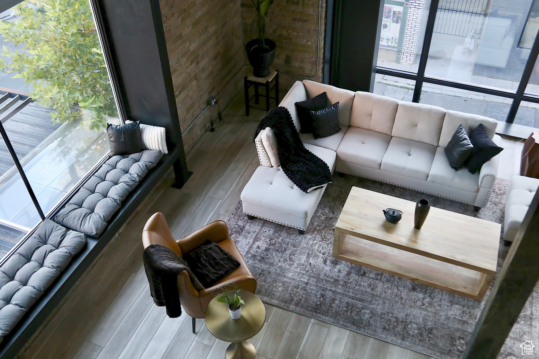 THE WARHOL LOFTS - Residential
