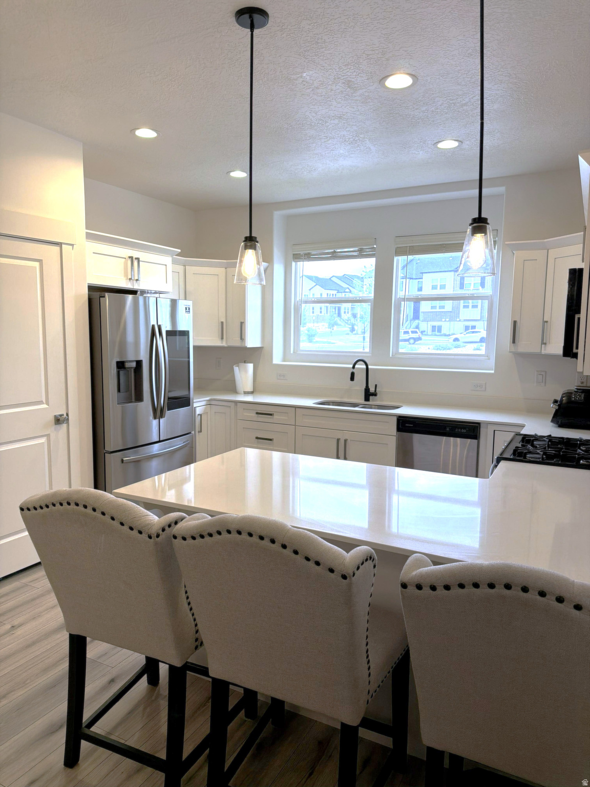 MOUNTAIN RIDGE - Residential