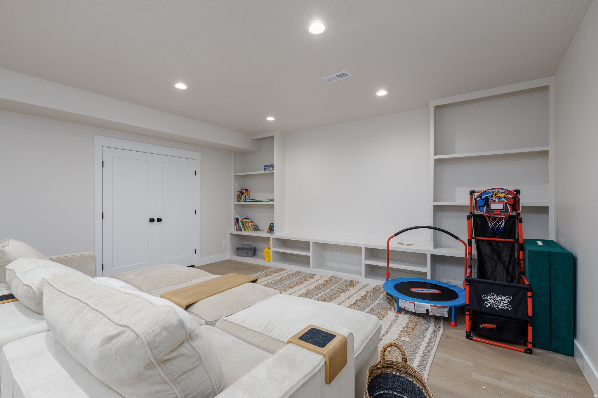 NORTHVIEW ESTATES - Residential