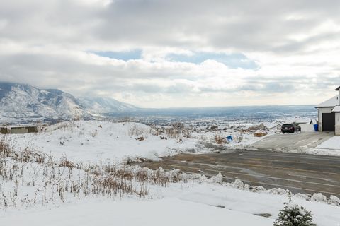 Tiny photo for 116 E 4300 N, North Ogden, UT 84414 (MLS # 2125497)