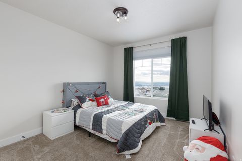 Tiny photo for 116 E 4300 N, North Ogden, UT 84414 (MLS # 2125497)