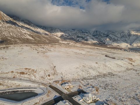 Tiny photo for 116 E 4300 N, North Ogden, UT 84414 (MLS # 2125497)