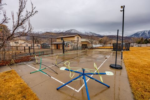 Tiny photo for 229 E 60 N, Lindon, UT 84042 (MLS # 2136721)