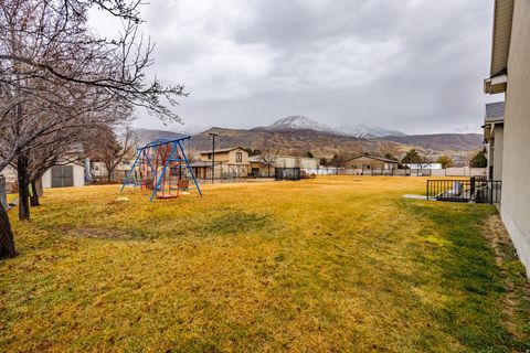 Tiny photo for 229 E 60 N, Lindon, UT 84042 (MLS # 2136721)