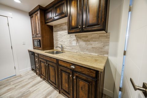 Tiny photo for 229 E 60 N, Lindon, UT 84042 (MLS # 2136721)
