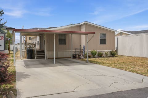 Tiny photo for 3752 S CALVO VIEW CIR #86 CIR, West Valley City, UT 84119 (MLS # 2173507)