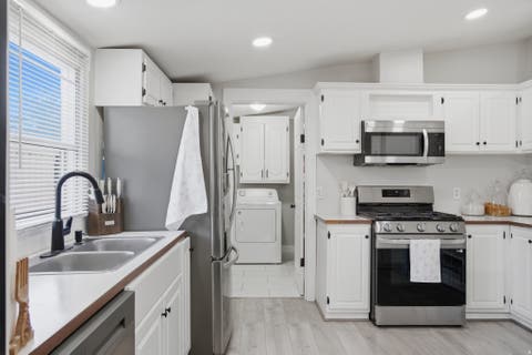 Tiny photo for 3752 S CALVO VIEW CIR #86 CIR, West Valley City, UT 84119 (MLS # 2173507)