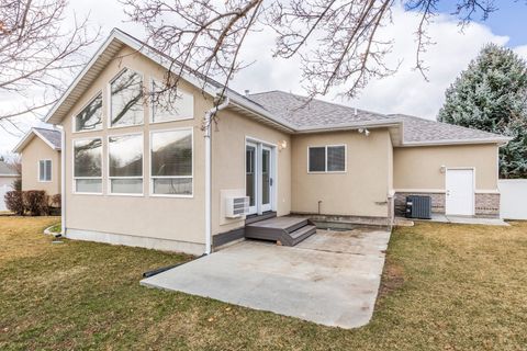 Tiny photo for 875 S BLUE RIDGE LN, Alpine, UT 84004 (MLS # 2142444)