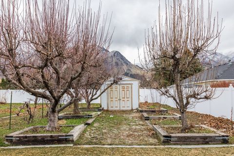 Tiny photo for 875 S BLUE RIDGE LN, Alpine, UT 84004 (MLS # 2142444)