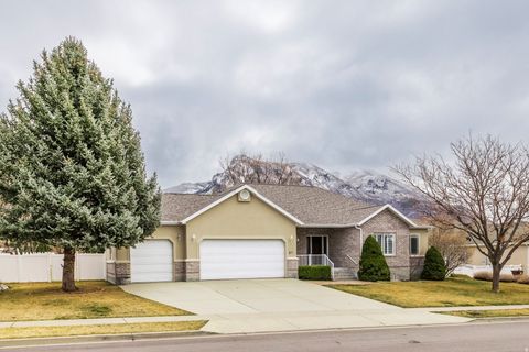 Tiny photo for 875 S BLUE RIDGE LN, Alpine, UT 84004 (MLS # 2142444)