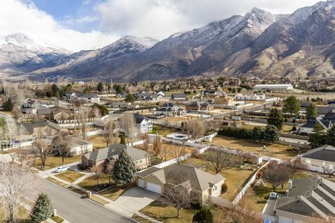 Tiny photo for 875 S BLUE RIDGE LN, Alpine, UT 84004 (MLS # 2142444)