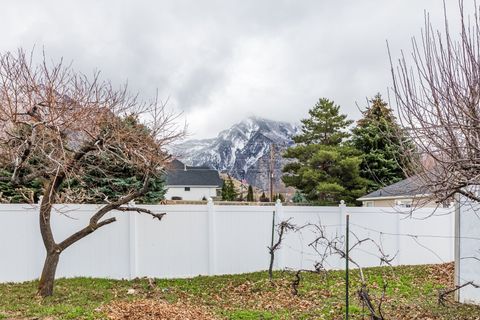 Tiny photo for 875 S BLUE RIDGE LN, Alpine, UT 84004 (MLS # 2142444)