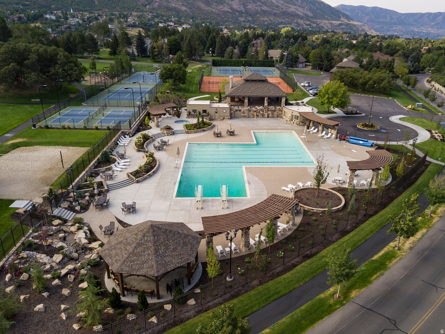 PEPPERWOOD - Residential