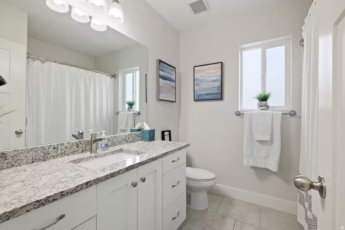 BEVERLY GLEN - Residential