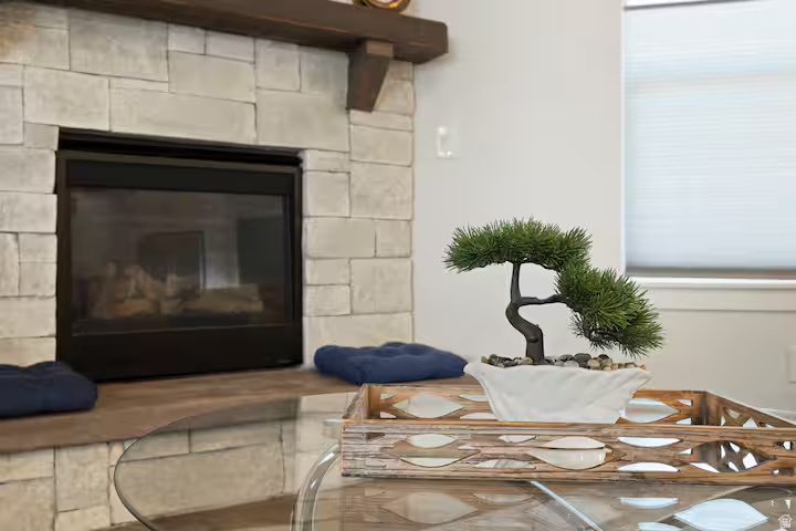 BEVERLY GLEN - Residential