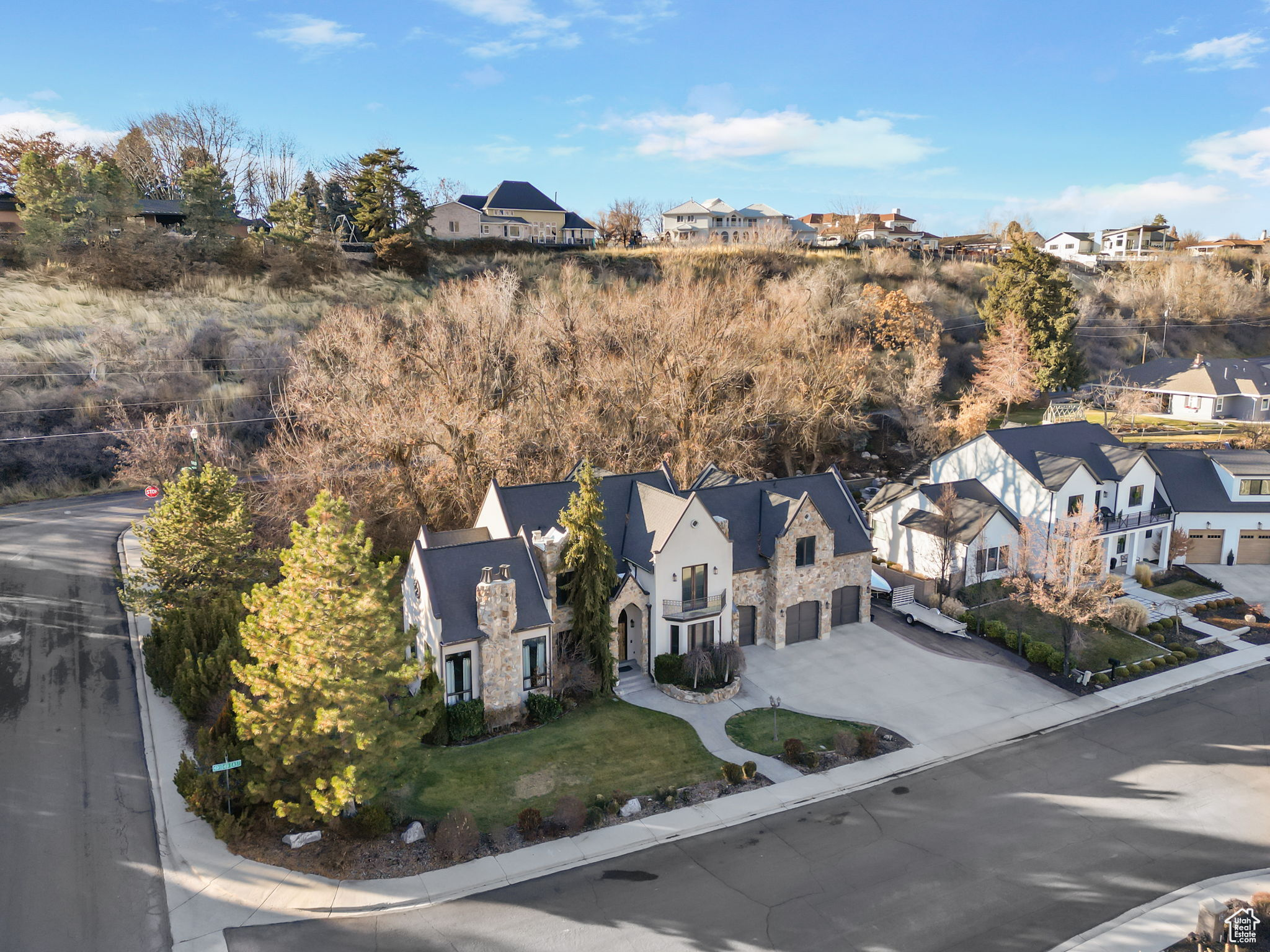 Orem, Utah 84097, United States, 5 Bedrooms Bedrooms, ,4 BathroomsBathrooms,Residential,Pending,23061