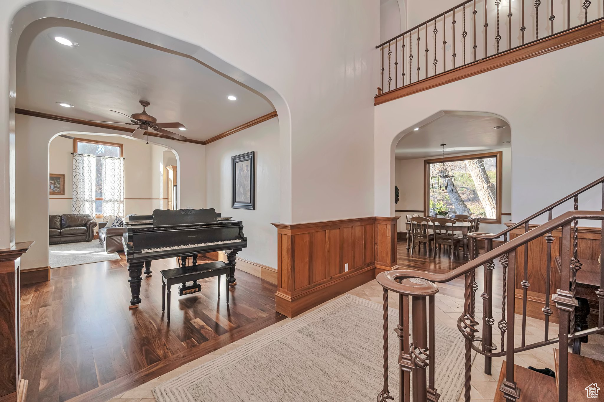 Orem, Utah 84097, United States, 5 Bedrooms Bedrooms, ,4 BathroomsBathrooms,Residential,Pending,23061