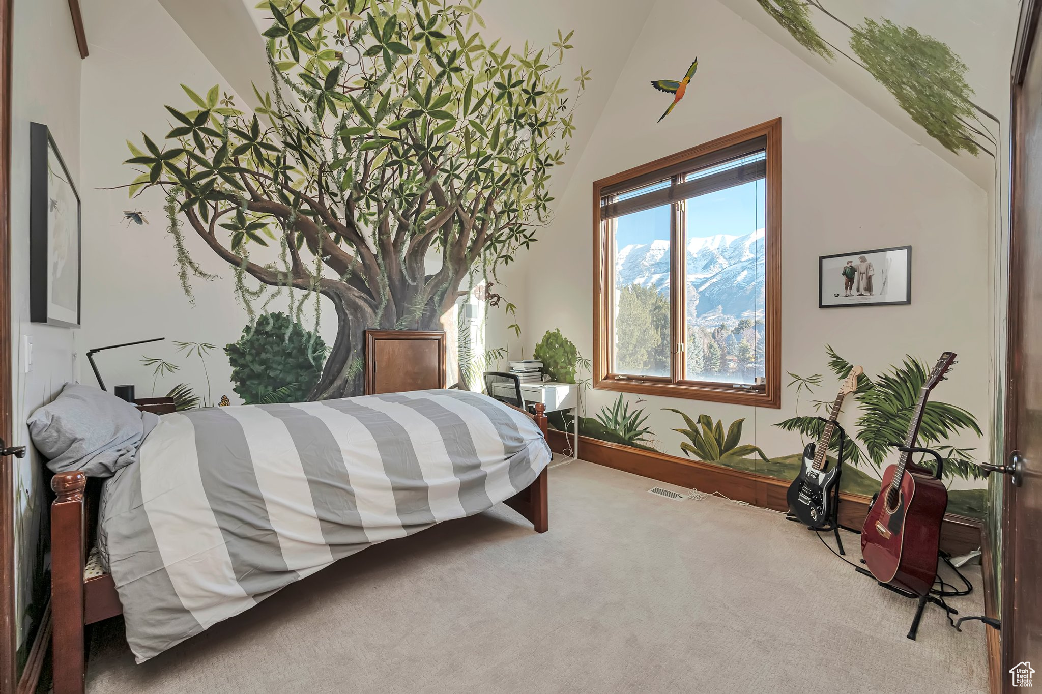 Orem, Utah 84097, United States, 5 Bedrooms Bedrooms, ,4 BathroomsBathrooms,Residential,Pending,23061