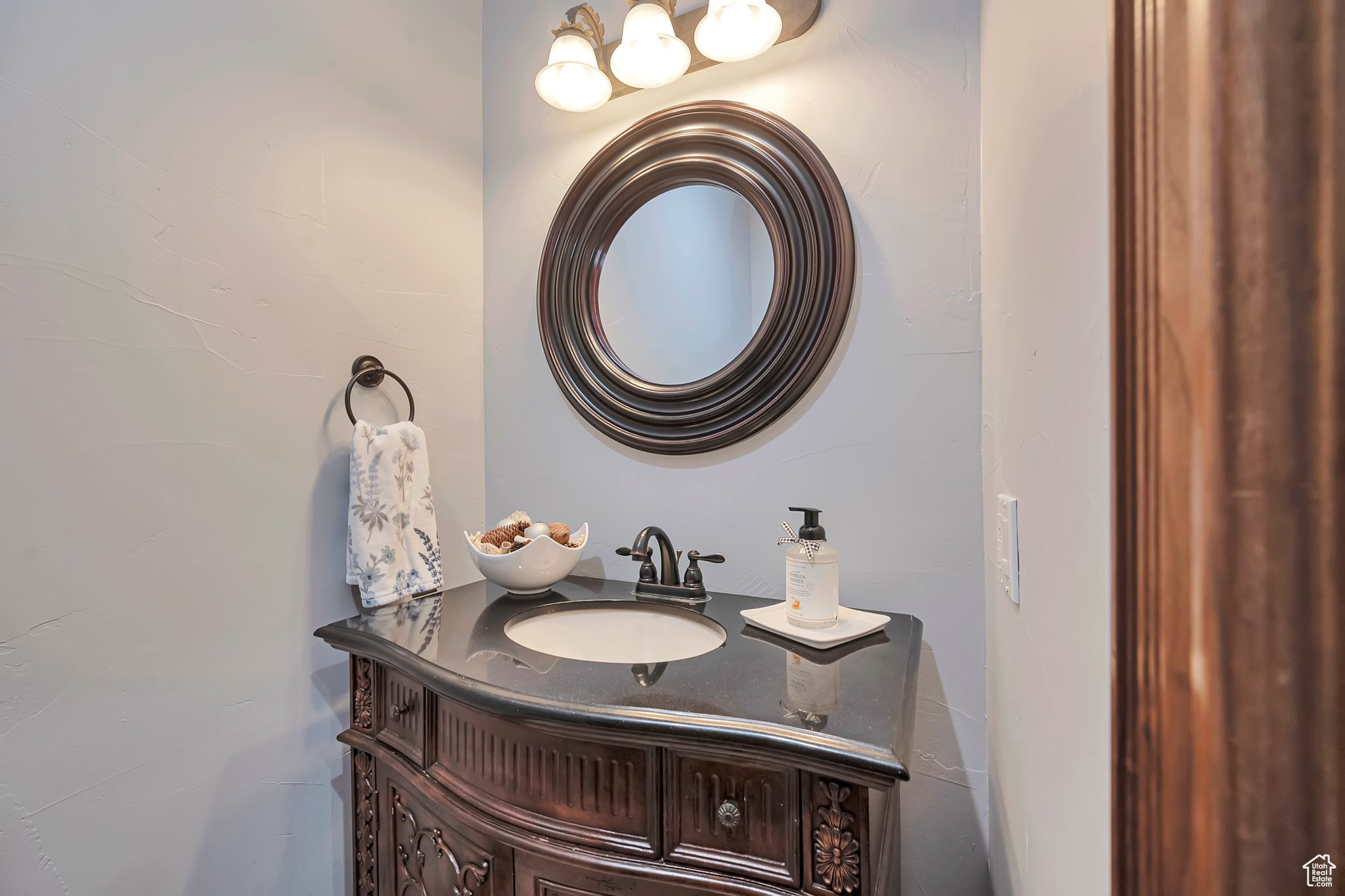 Orem, Utah 84097, United States, 5 Bedrooms Bedrooms, ,4 BathroomsBathrooms,Residential,Pending,23061