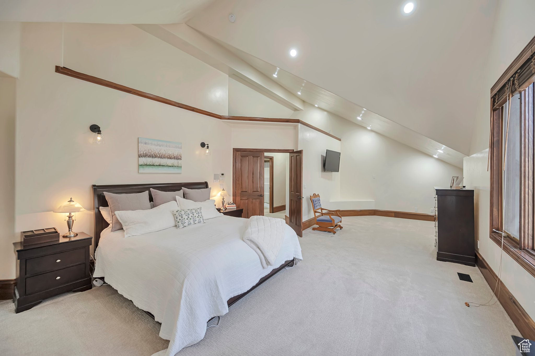 Orem, Utah 84097, United States, 5 Bedrooms Bedrooms, ,4 BathroomsBathrooms,Residential,Pending,23061