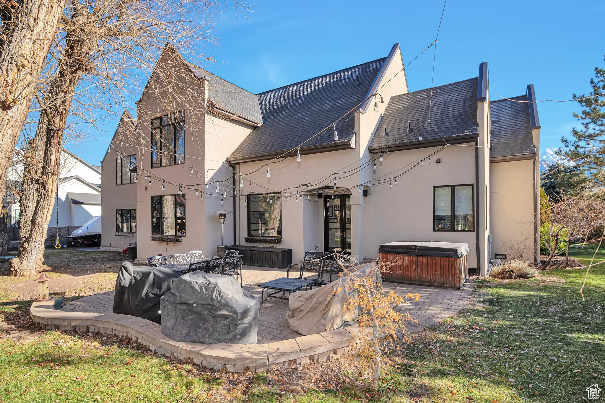 Orem, Utah 84097, United States, 5 Bedrooms Bedrooms, ,4 BathroomsBathrooms,Residential,Pending,23061